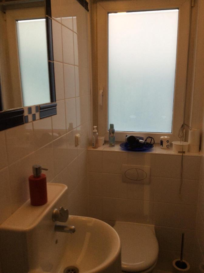 Dachstudio Mit Bad Und Terasse Cologne Exterior photo